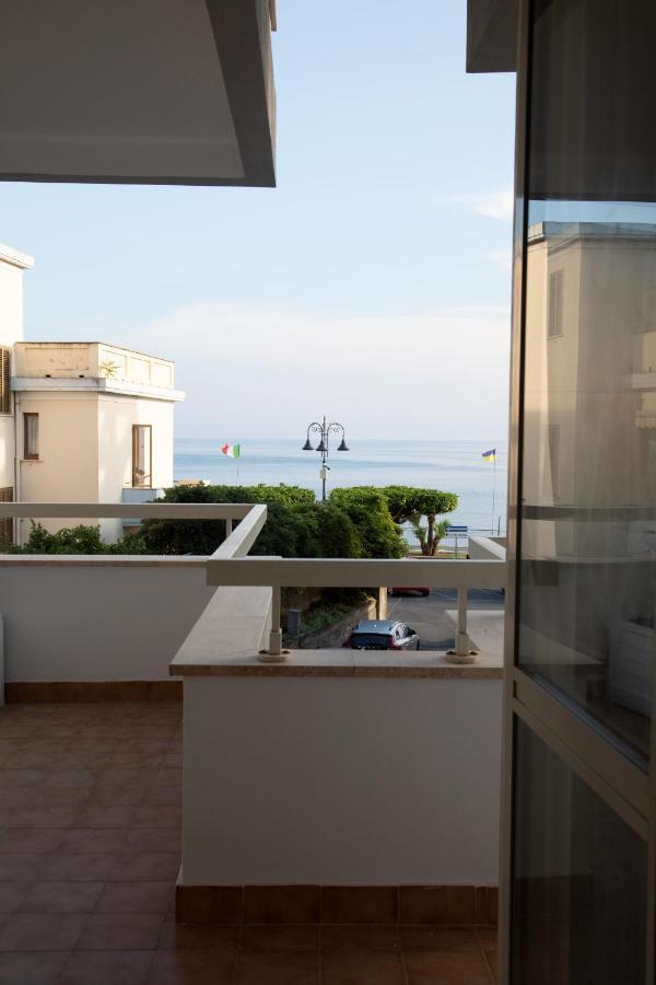B&B Lungomare Diamante Exterior photo